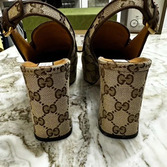 Gucci Monogram Kid Scamosciato Horsebit Platform Slingback Mules 40 New Acero - Picture 5 of 8